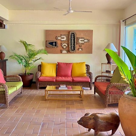 Hotel Santo Vanuatu Luganville Exteriör bild