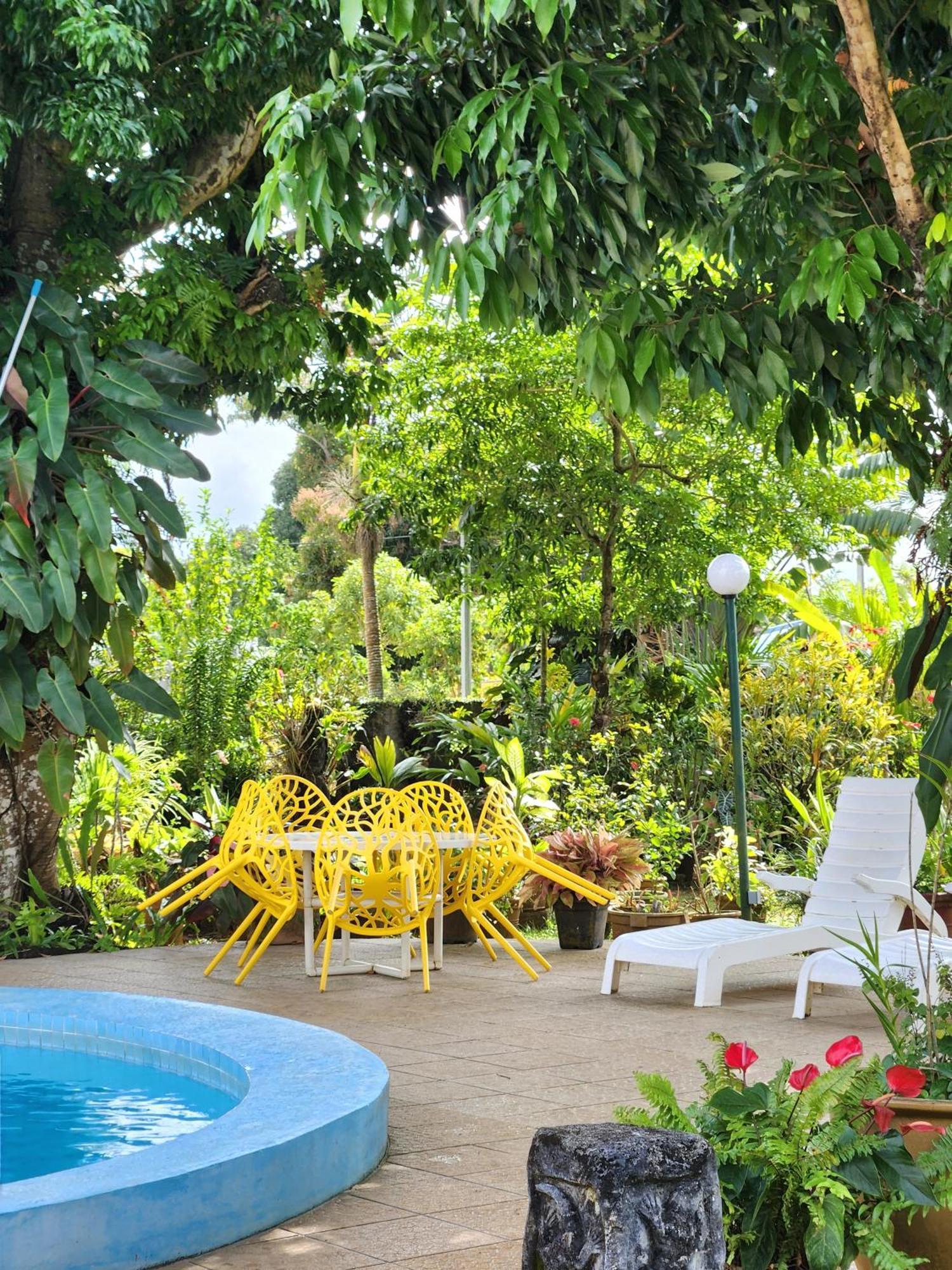 Hotel Santo Vanuatu Luganville Exteriör bild